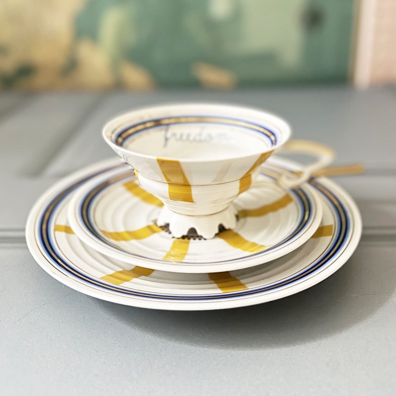 Žuto plavi porcelanski set redesign vintage porcelan