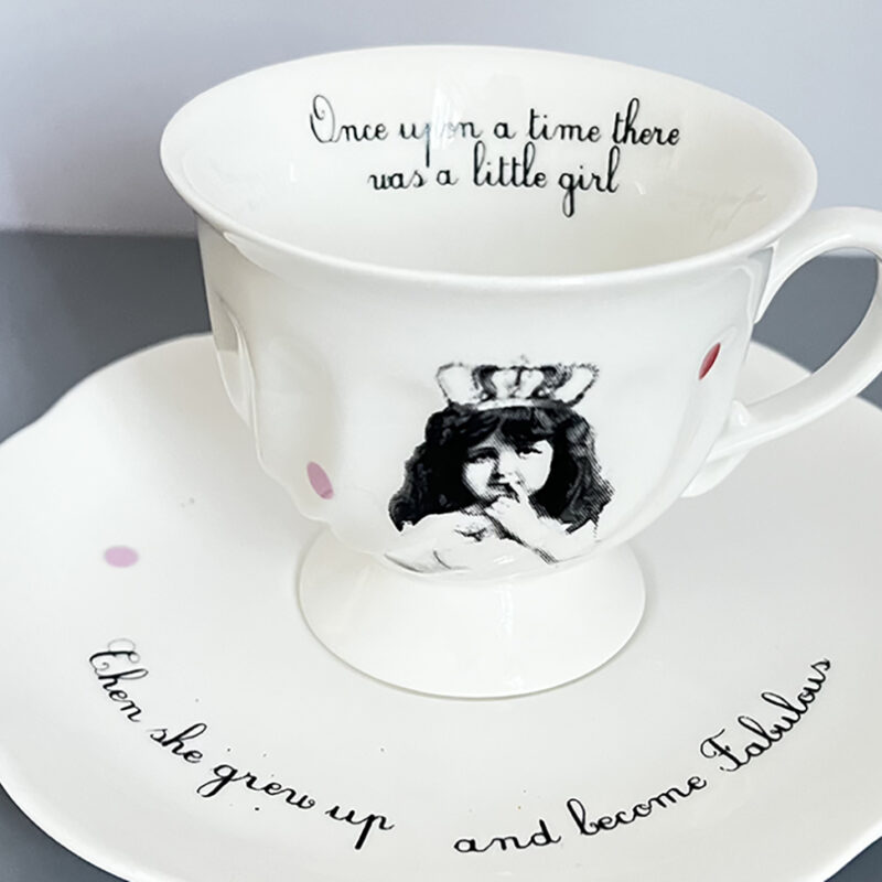 Once upon a time šolja